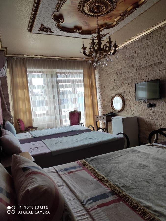 Dilek Hotel & Cafe Istambul Extérieur photo